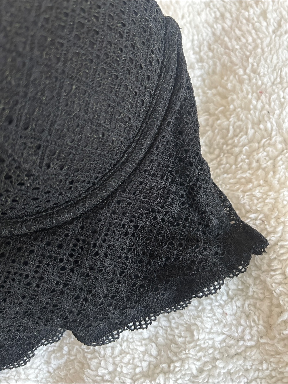 Victoria’s Secret padded no wire bra - Picture 3 of 8